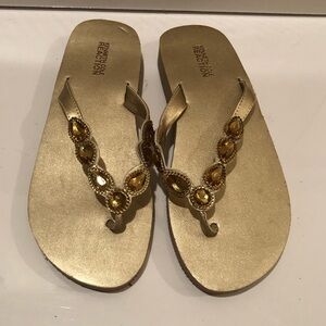 Kenneth Cole Flip Flops